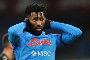 Napoli 'den Frank Anguissa, Napoli ile Empoli arasındaki İtalyan Serie A şampiyonası maçında, Napoli 0, Empoli 1, Diego Armando Maradona Stadyumu' nda oynandı.. 