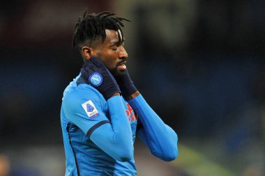 Napoli 'den Frank Anguissa, Napoli ile Empoli arasındaki İtalyan Serie A şampiyonası maçında, Napoli 0, Empoli 1, Diego Armando Maradona Stadyumu' nda oynandı.. 