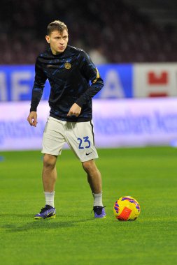 Salernitana 'dan Riccardo Gagliolo ve Inter' den Nicol Barella 'nın oyuncusu Salernitana ile Inter arasında oynanan İtalya Serie A şampiyonluk maçında Salernitana 0, Inter 5, Arechi Stadyumu' nda oynandı. Napoli