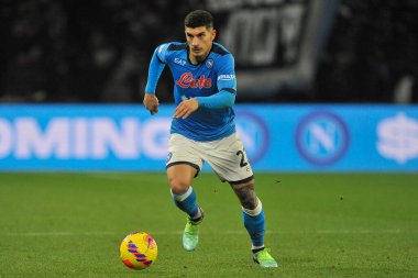Napoli 'den Giovanni di Lorenzo, Napoli ile Spezia arasında oynanan İtalya Serie A şampiyonluğu maçında, Napoli 0, Spezia 1, Diego Armando Maradona Stadyumu' nda oynandı. Napoli, İtalya, 22 Aralık 2021. 
