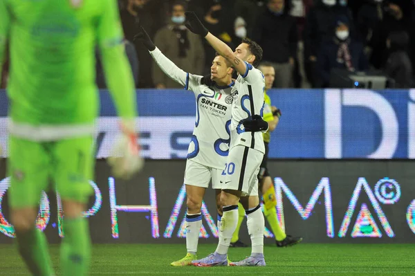 Aexis Sánchez Hakan Calhanoglu Jugadores Del Inter Durante Partido Serie — Foto de Stock