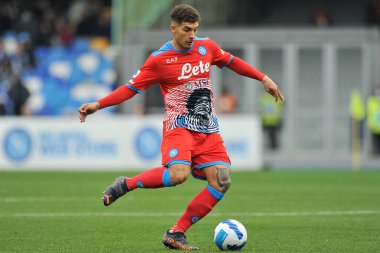 Napoli 'den Giovanni Di Lorenzo, Napoli-Udinese maçı finalinde Diego Armando Maradona Stadyumu' nda oynandı.. 