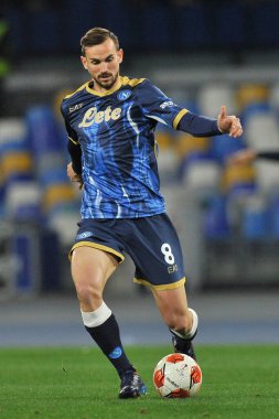 Napoli 'li Fabian Ruiz, Napoli ile Barcellona arasındaki Uefa Europa Ligi karşılaşmasında Napoli 2, Barcellona 4' e karşı mücadele etmiştir. Maç Diego Armando Maradona Stadyumu 'nda oynandı. 