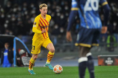 Barcellona 'dan Frankie de Jong oyuncusu, Napoli ve Barcellona arasındaki Uefa Avrupa Ligi maçı sırasında, final sonucu Napoli 2, Barcellona 4. Maç Diego Armando Maradona Stadyumu 'nda oynandı. 