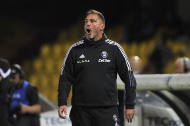 Luca D 'angelo' nun Pisa koçu, Benevento ve Pisa arasındaki Serie B play-off 'ların ilk maçında, Benevento 1, Pisa 0, Ciro Vigorito Stadyumu' nda oynandı..