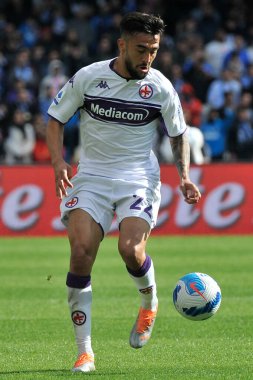 Fiorentina 'lı Nicolas Gonzalez, Napoli - Fiorentina final maçı sırasında Diego Armando Maradona Stadyumu' nda oynandı..