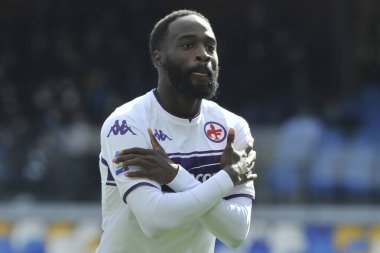 Fiorentina 'lı Nanitamo Ikone oyuncusu, Napoli - Fiorentina final maçı olan Napoli 2, Fiorentina 3 arasındaki İtalyan Serie A ligi maçında Diego Armando Maradona Stadyumu' nda oynandı.. 