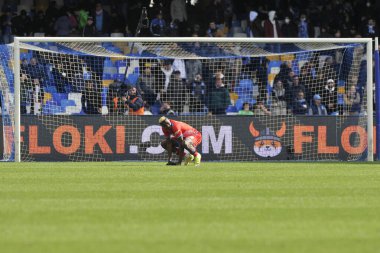 Napoli 'den Victor Osimhen, İtalya Serie A Ligi maçında Napoli - Fiorentina final maçı, Napoli 2, Fiorentina 3, Diego Armando Maradona Stadyumu' nda oynandı.. 