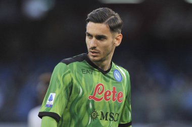 Napoli 'den Alex Meret, İtalya Serie A Ligi finalinde Napoli - Roma final maçı, Napoli 1, Roma 1, Diego Armando Maradona Stadyumu' nda oynandı..