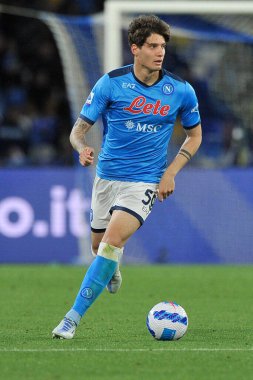 Napoli 'li Alessandro Zanoli, İtalya Serie A ligi finalinde Napoli - Roma final maçı, Napoli 1, Roma 1, Diego Armando Maradona Stadyumu' nda oynandı.. 