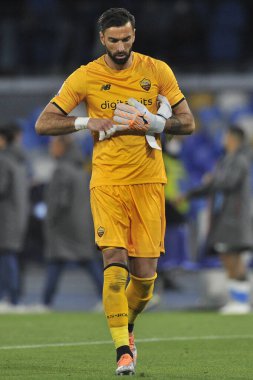 Roma Patricio Rui oyuncusu, Napoli ile Roma arasındaki İtalya Serie A ligi final maçında, Napoli 1, Roma 1, Diego Armando Maradona Stadyumu 'nda oynandı.. 