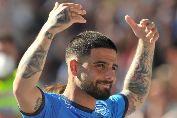 Napoli 'den Lorenzo Insigne, İtalya Serie A Ligi maçında Napoli - Cenova final maçı, Napoli 3, Cenova 0, Diego Armando Maradona Stadyumu' nda oynandı.. 