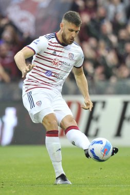 Cagliari 'den Giorgio Altare, İtalya SerieA Ligi' nde Salernitana - Caglairi final maçı, Salernitana 1, Cagliari 1, Arechi Stadyumu 'nda oynandı. Benevento, İtalya, 08 Mayıs 2022.