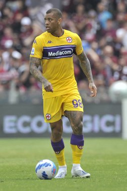 Fiorentina 'lı Igor oyuncusu, Salernitana - Fiorentina final maçı, Salernitana 2, Fiorentina 1, Arechi Stadyumu' nda oynanan maç. Salerno, İtalya, 24 Nisan 2022.