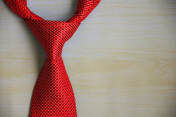 Red Necktie Wooden Background Copy Space — Stock Photo, Image