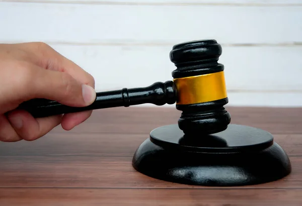 Hand Holding Lawyer Gavel Wooden Table Background Law Order Concept — Φωτογραφία Αρχείου