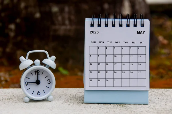 Alarm Clock Pointing Clock May 2023 Calendar Time Calendar Concept — Fotografia de Stock