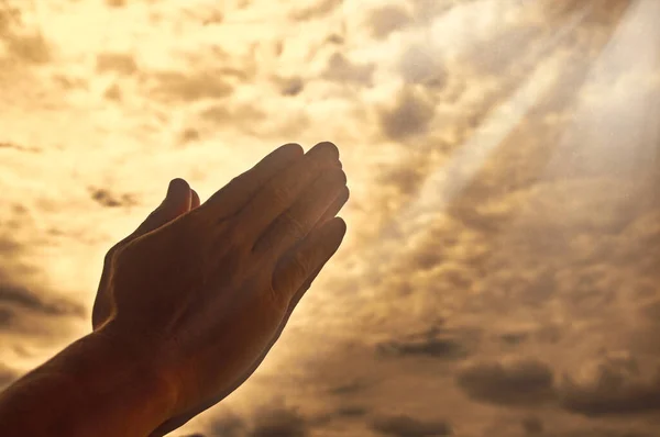 Hand Praying Bright Shining Light Sky Background Religious Spiritual Concept — Stock Photo, Image