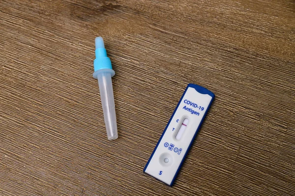 Hükümet tarafından sağlanan COVID-19 hızlı antijen testi Avustralya 'da negatif sonuç verdi