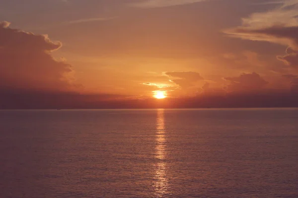 Zdjęcie Porannych Chmur Wschodzie Słońca Piękno Chmur Światło Porannego Słońca — Zdjęcie stockowe