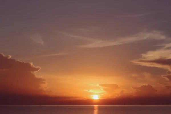 Zdjęcie Porannych Chmur Wschodzie Słońca Piękno Chmur Światło Porannego Słońca — Zdjęcie stockowe