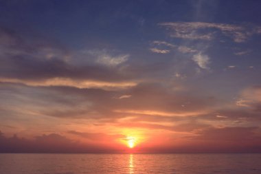 Güneşin doğuşunu ve batışını asla değiştirmeyecek güzel doğal güzellik.