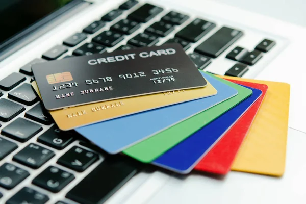 Kredi Kartı Ödemesi Çevrimiçi Ödeme Mağazası Kredi Kartı Çevrimiçi Alışveriş — Stok fotoğraf