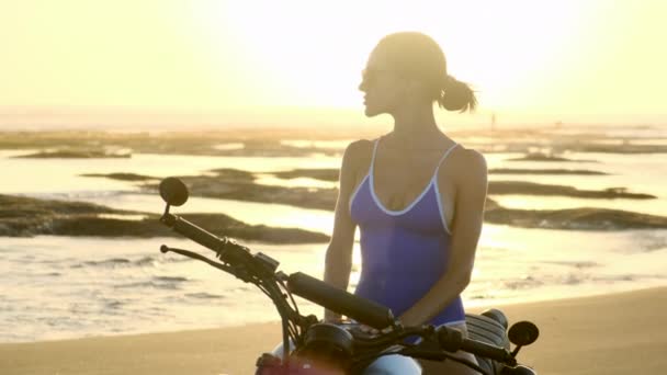 Beautiful Biker Girl Holding Helmet Next Superbike Sexy Girl Blue — Wideo stockowe