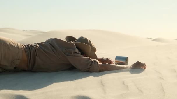 Woman Feels Thirst Drinks Water Desert Womans Hand Lies Sand — Vídeo de Stock