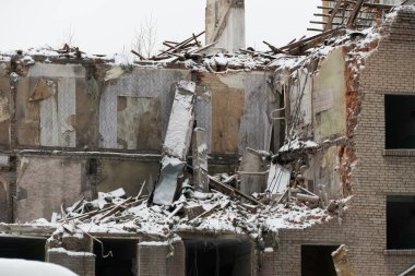 destroyed multi-storey residential building in the city