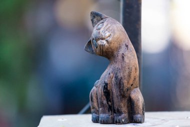 Parktaki aslan heykeli