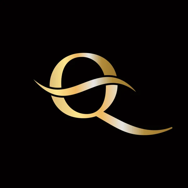 Qレター初期豪華なロゴテンプレート プレミアムQロゴゴールデンコンセプト ゴールデンラグジュアリーカラー モノグラムデザインのQレターロゴ — ストックベクタ
