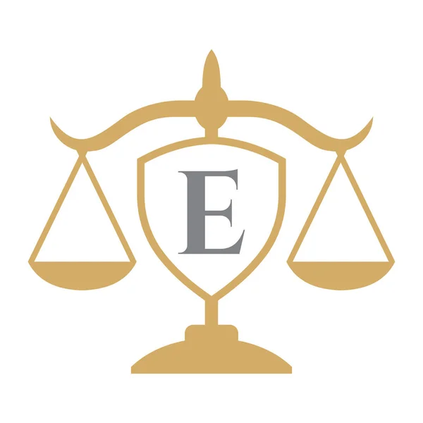 具有盾状标志的字母E上的律师事务所标志设计 采购产品法律标志 律师和司法 法律检察官 律师服务 法律办公室 刻度标志模板 — 图库矢量图片