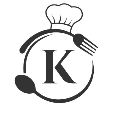 K harfi üzerinde restoran logosu. K harfi logosu, Şef Şapka, Kaşık ve Restoran Logosu İçin Çatal
