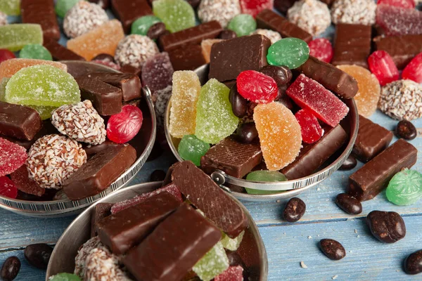 Sortimento Deliciosos Doces Chocolate Fundo Chocolate Doce Isolado — Fotografia de Stock