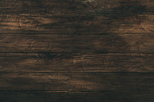 Окрашенная деревянная доска для дизайна или текста. Абстракция цветной древесины.