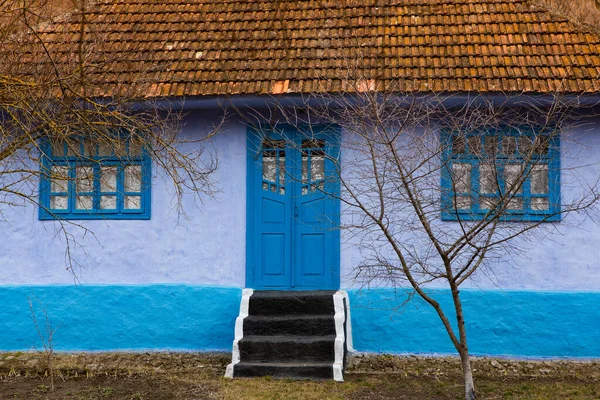 Hermosas Casas Colores Moldavos Tradicionales Del Pueblo Rogojeni Moldavia — Foto de Stock