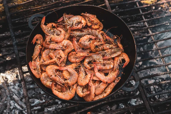 Crujientes Camarones Frescos Cocinados Una Sartén Estado Silvestre Descanse Naturaleza — Foto de Stock