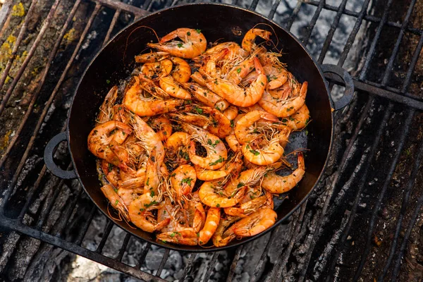 Crujientes Camarones Frescos Cocinados Una Sartén Estado Silvestre Descanse Naturaleza — Foto de Stock