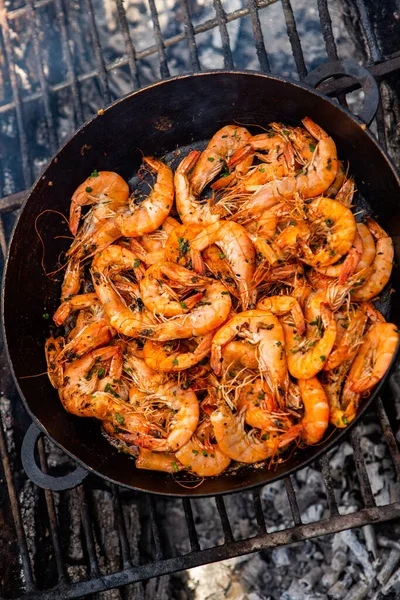 Crujientes Camarones Frescos Cocinados Una Sartén Estado Silvestre Descanse Naturaleza —  Fotos de Stock