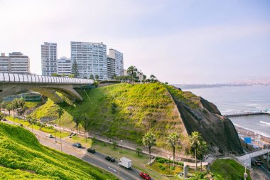 Peru 'nun başkenti Lima' daki güzel koloni binaları ve sokakları.