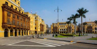 Peru 'nun başkenti Lima' daki güzel koloni binaları ve sokakları.