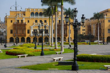 Peru 'nun başkenti Lima' daki güzel koloni binaları ve sokakları.