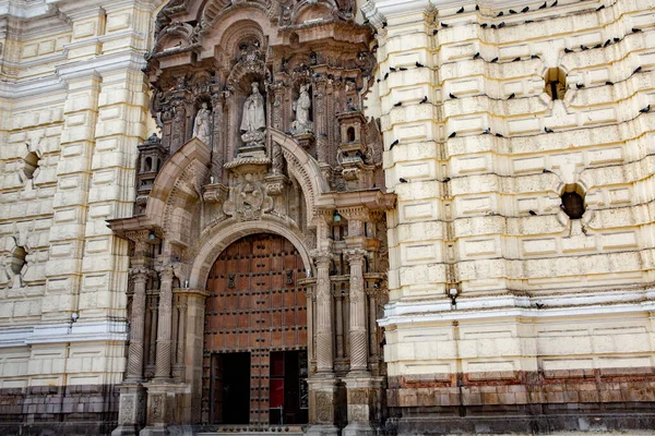 Beautiful Colonial Buildings Streets Peruvian Capital Limaeditorial Photo —  Fotos de Stock