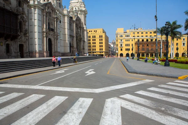 Schöne Koloniale Gebäude Und Straßen Der Peruanischen Hauptstadt Limaeditorial Photo — Stockfoto
