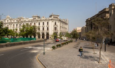 Peru 'nun başkenti Lima' daki güzel koloni binaları ve sokakları.