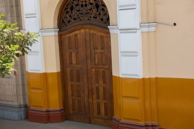 Peru 'nun başkenti Lima' daki güzel koloni binaları ve sokakları..