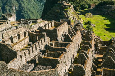 Peru 'daki World Machu Picchu mucizesi. İnka kutsal şehir kalıntılarıyla And Dağları 'nın güzel manzarası. 
