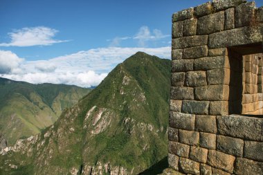 Peru 'daki World Machu Picchu mucizesi. İnka kutsal şehir kalıntılarıyla And Dağları 'nın güzel manzarası. 