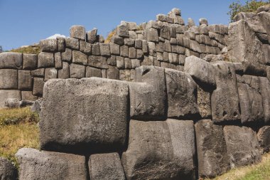 Cusco, Peru 'daki Sacsayhuaman kalesi. Taş duvar arkaplanı.